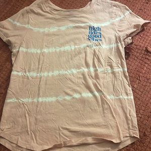 Medium old navy t shirt